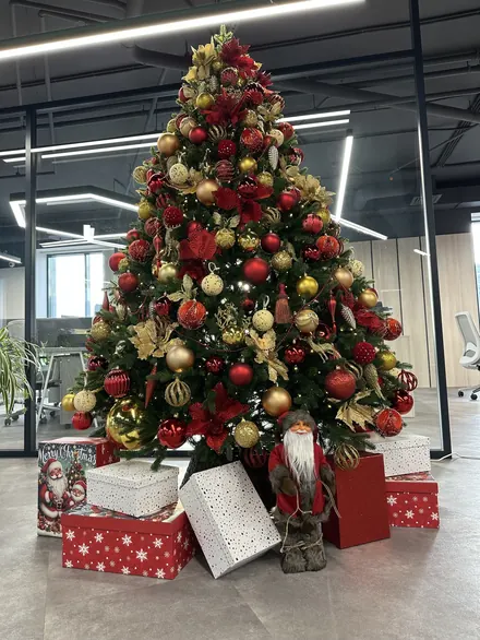 Новогоднее оформление офиса — работа ZIMA DECOR, фото 2