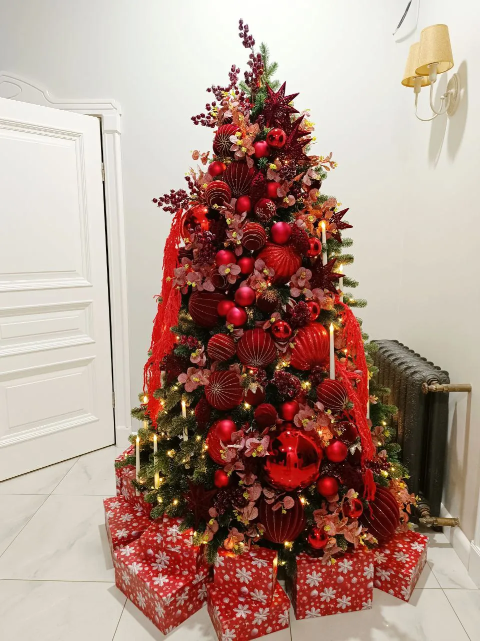 Загородные дома и квартиры — оформление ёлкой от ZIMA DECOR, объект 2