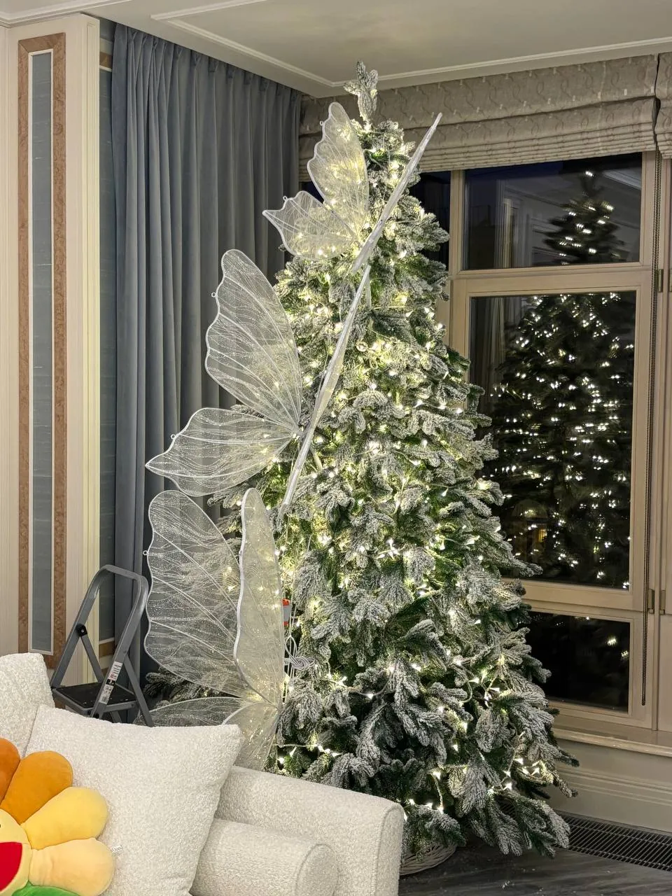 Загородные дома и квартиры — оформление ёлкой от ZIMA DECOR, объект 6